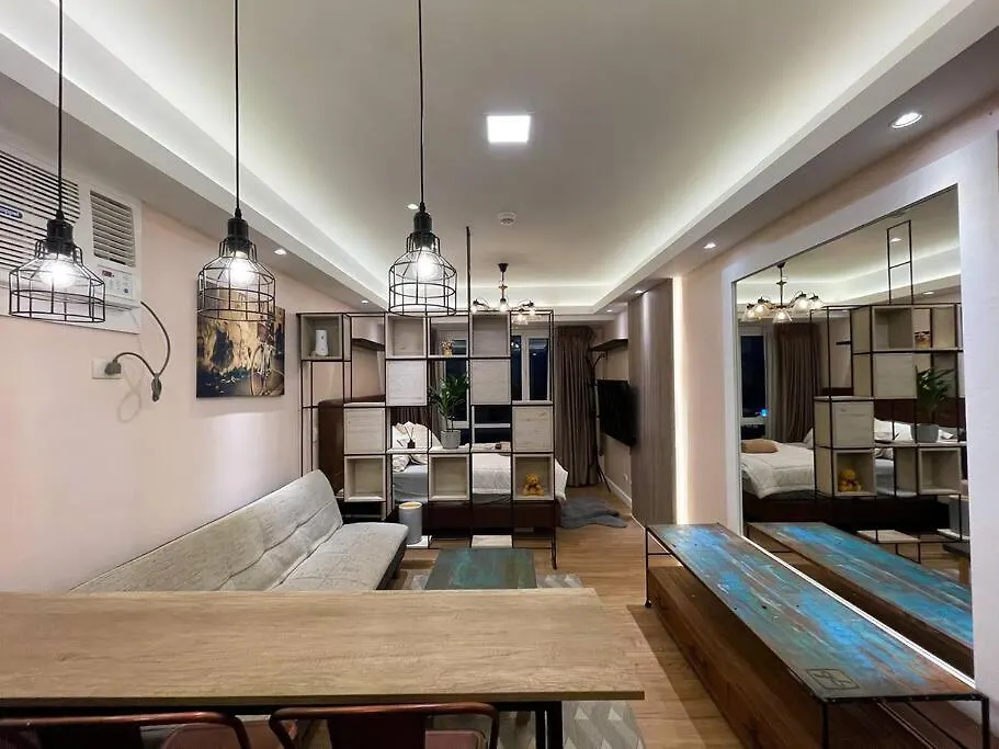 Contemporary Studio Unit At Abreeza With Free Parking Davao Apartment