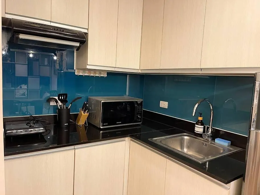 Contemporary Studio Unit At Abreeza With Free Parking Davao