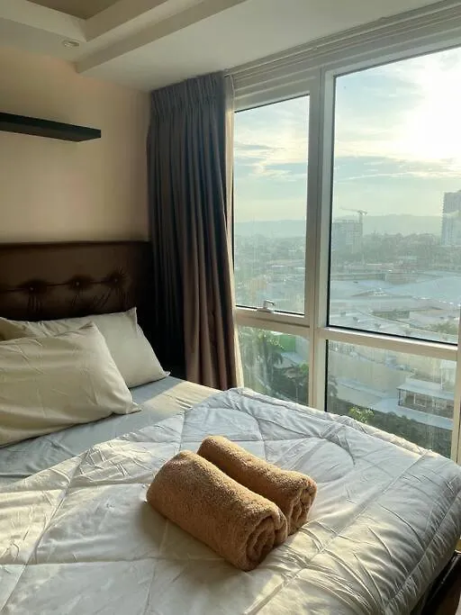 Contemporary Studio Unit At Abreeza With Free Parking Davao 0*,